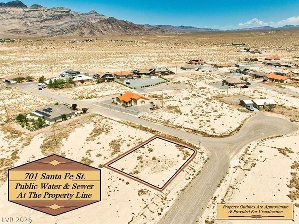 701 W Santa Fe Street , Pahrump, NV 89060