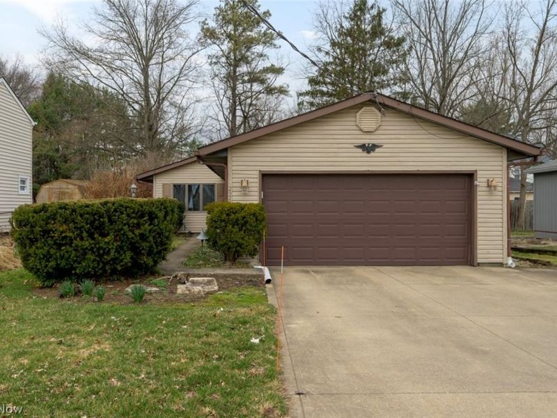 226 North Avenue, Ravenna, OH 44266 Photo 1