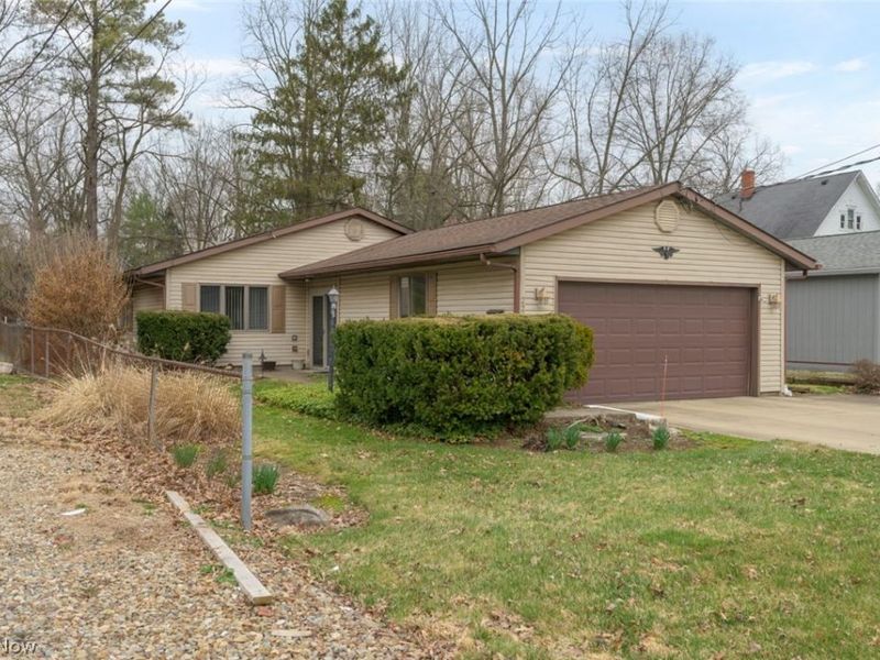 226 North Avenue, Ravenna, OH 44266 Photo 2