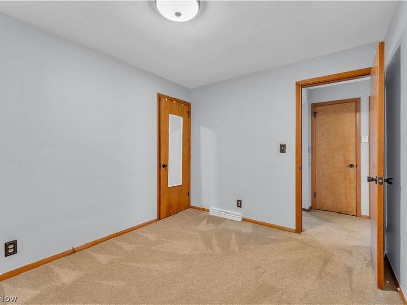 3185 Sunnybrooke Drive, Youngstown, OH 44511 Photo 25