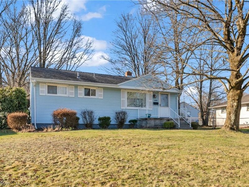 3185 Sunnybrooke Drive, Youngstown, OH 44511 Photo 3