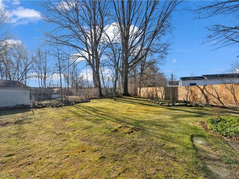 3185 Sunnybrooke Drive, Youngstown, OH 44511 Photo 6