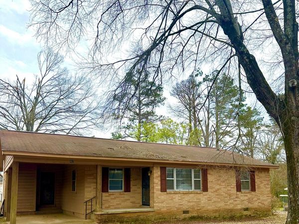 407 S Acre Dr., New Albany, MS 38652