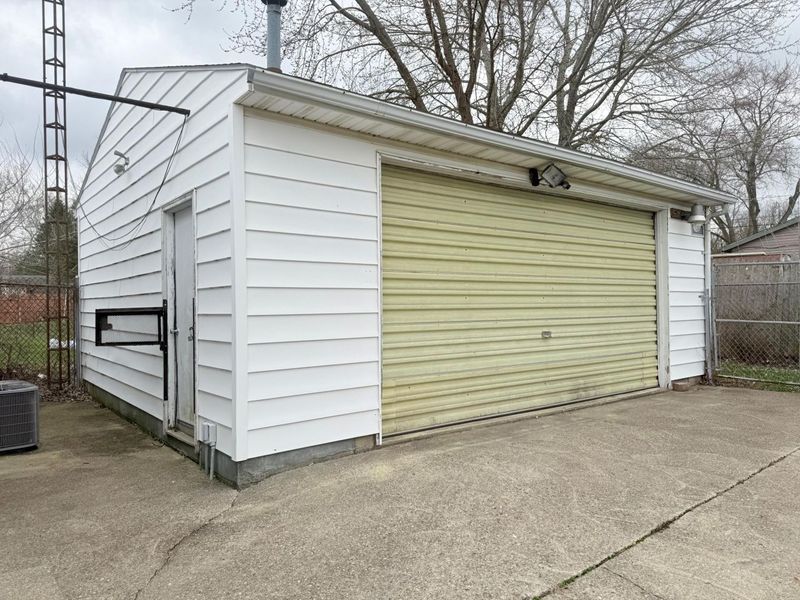 1233 Albemarle Road, Springfield, OH 45504 Photo 12