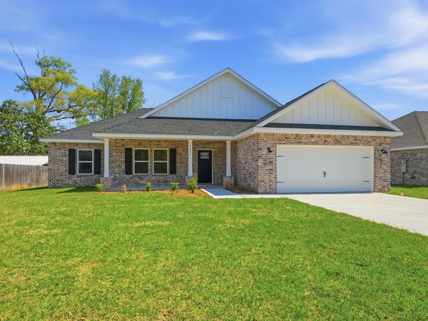 2801 Blackbird Court, Crestview, FL 32539