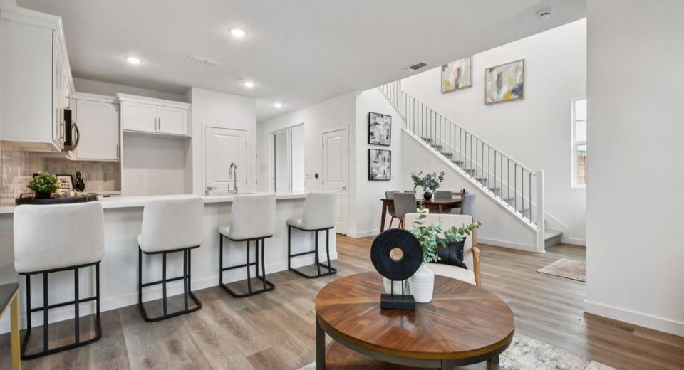 6451 Jacinto Ave, Sacramento, CA 95823 Photo