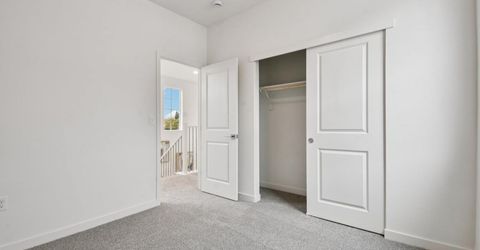 6451 Jacinto Ave, Sacramento, CA 95823 Photo