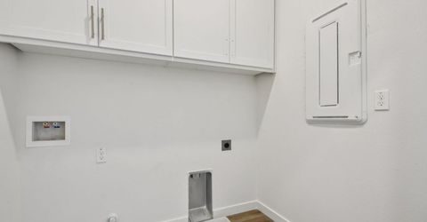 6451 Jacinto Ave, Sacramento, CA 95823 Photo