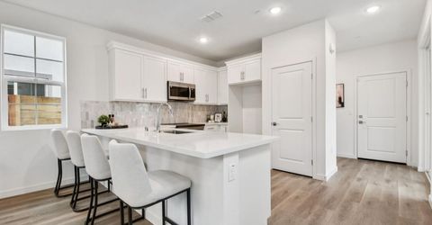 6451 Jacinto Ave, Sacramento, CA 95823 Photo