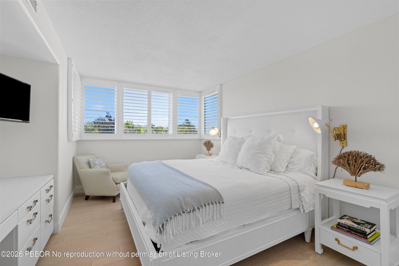 223 Atlantic Avenue, Unit 4E, Palm Beach, FL 33480 Photo