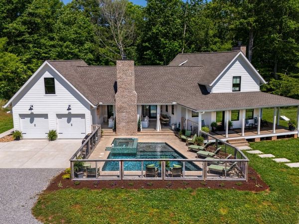 1912 Joppa Rd , Walling, TN 38587