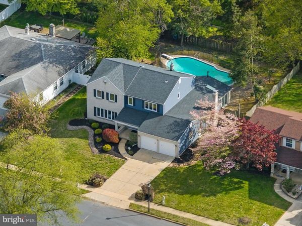8 W HIGH RIDGE ROAD, CHERRY HILL, NJ 08003