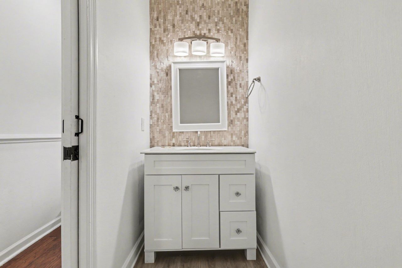 1513 26th Ave N Photo 12