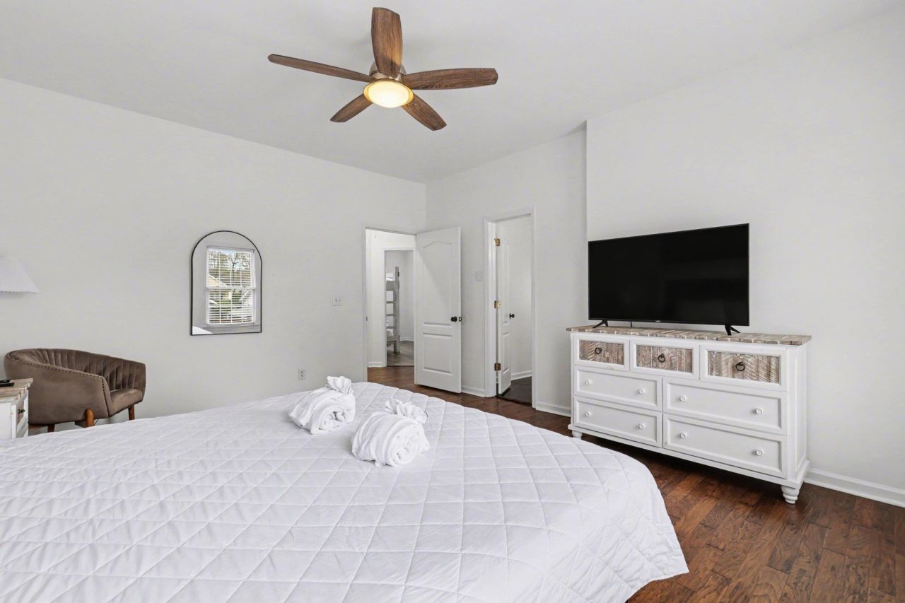 1513 26th Ave N Photo 15