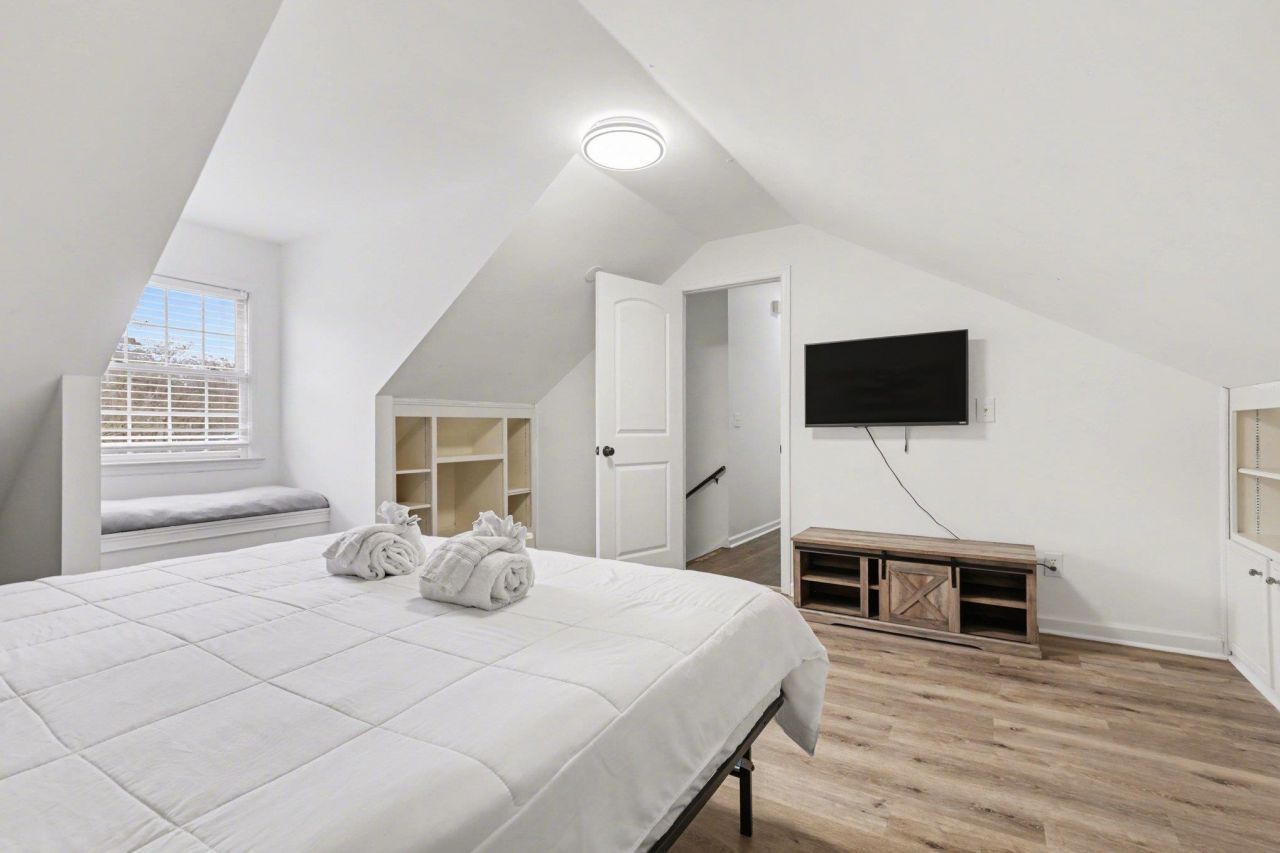 1513 26th Ave N Photo 20