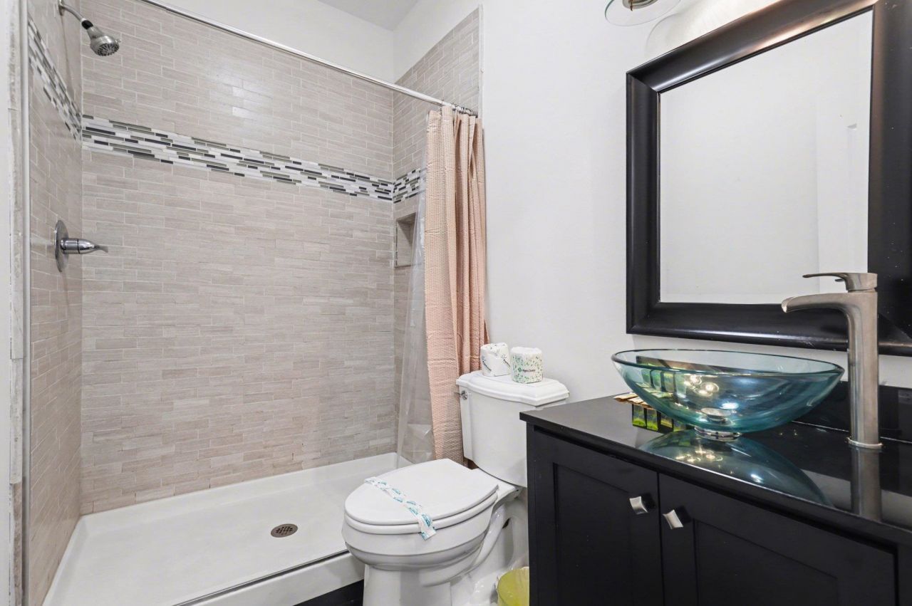 1513 26th Ave N Photo 31