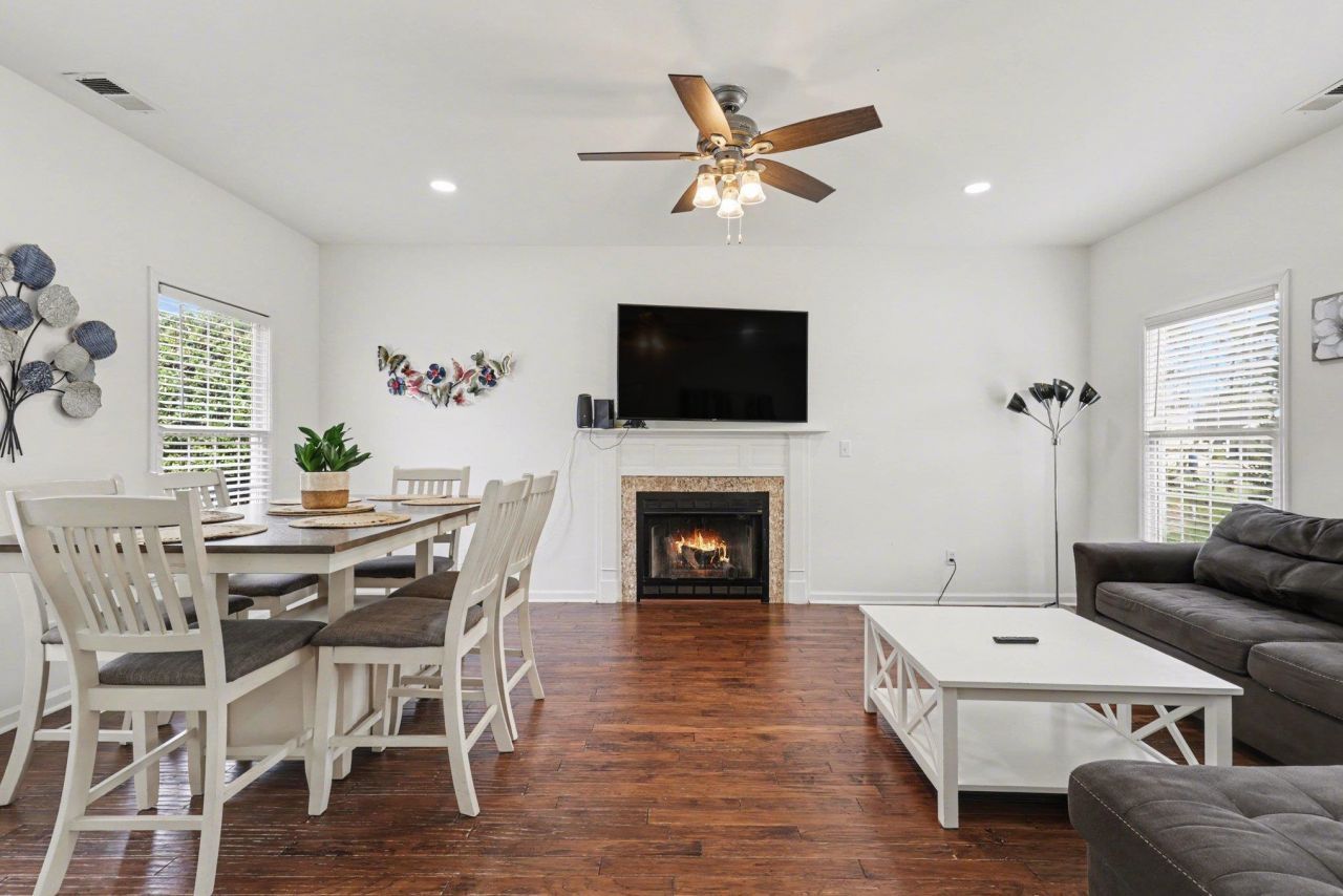 1513 26th Ave N Photo 7