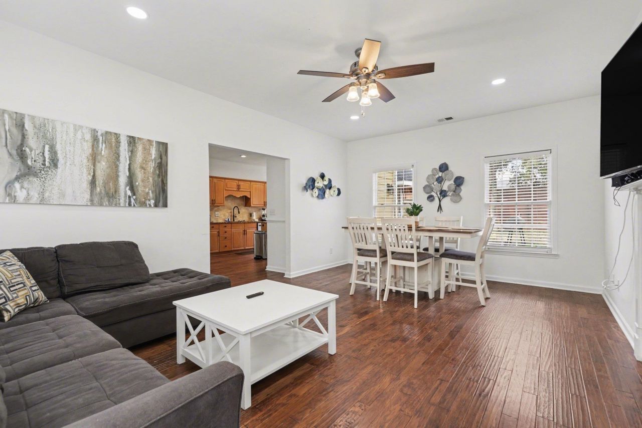 1513 26th Ave N Photo 8