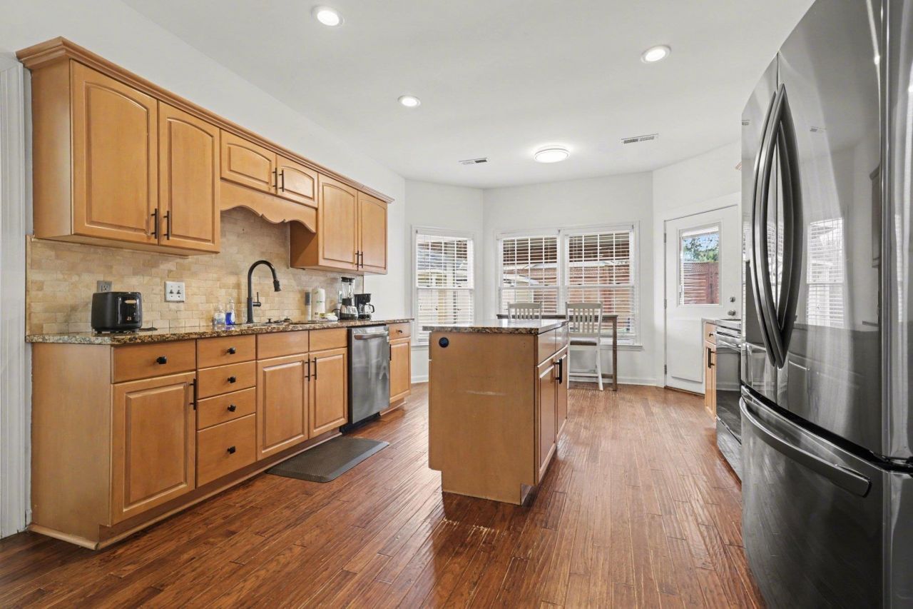 1513 26th Ave N Photo 9