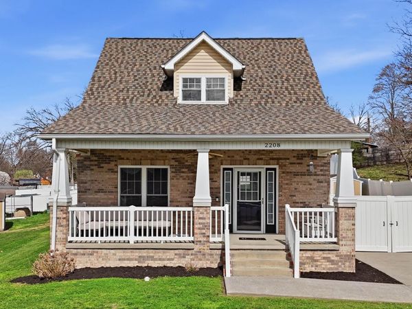 2208 Hiwassee Drive, Kingsport, TN 37664