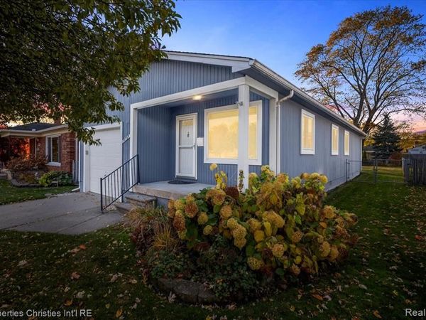 24289 Dale Avenue, Eastpointe, MI 48021