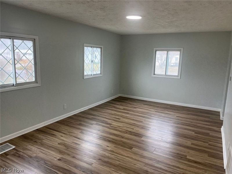 4061 Gregus Avenue, Lorain, OH 44055 Photo 5