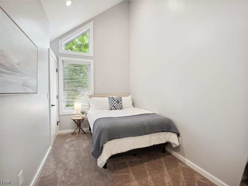 8104 Halle Avenue, Cleveland, OH 44102 Photo 21