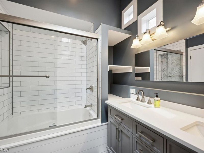 8104 Halle Avenue, Cleveland, OH 44102 Photo 22