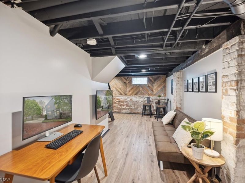 8104 Halle Avenue, Cleveland, OH 44102 Photo 27