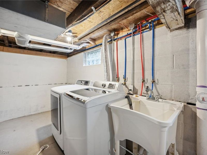 8104 Halle Avenue, Cleveland, OH 44102 Photo 29