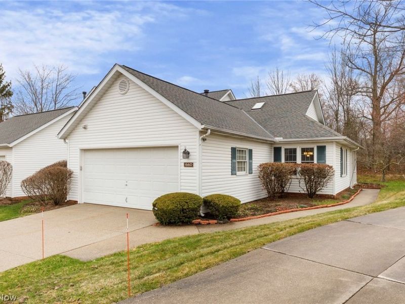 1660 Chapman Way, Broadview Heights, OH 44147 Photo 1