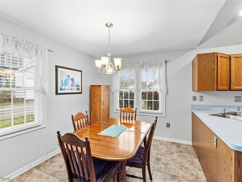1660 Chapman Way, Broadview Heights, OH 44147 Photo 6