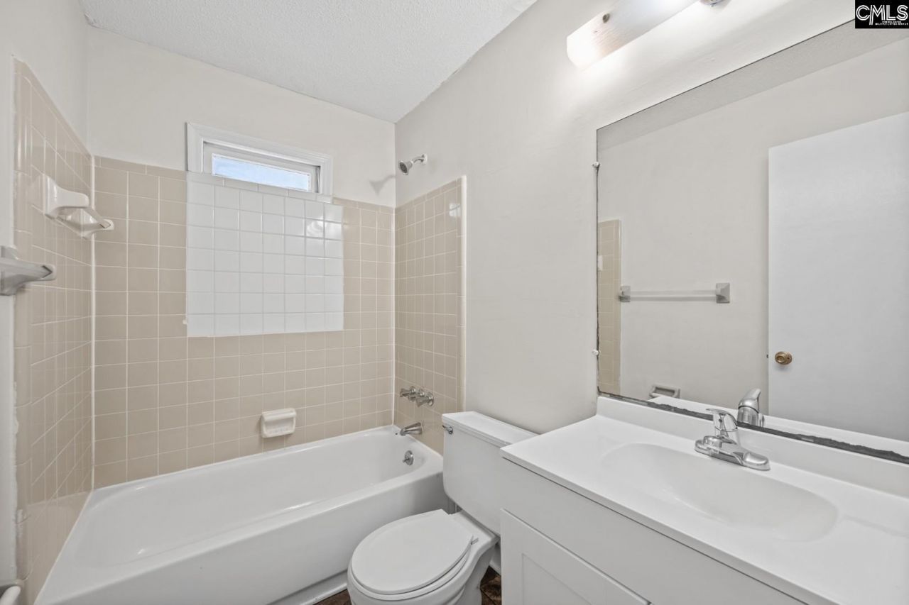 504 Harmon Street Photo 20