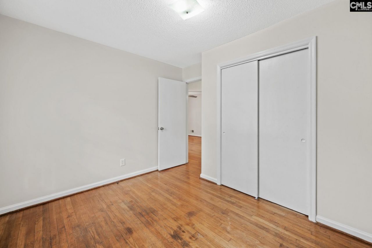 504 Harmon Street Photo 23