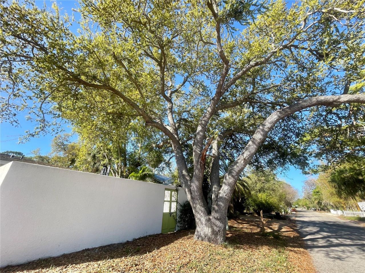 1330 S Jefferson Avenue, Sarasota, FL 34239 Photo