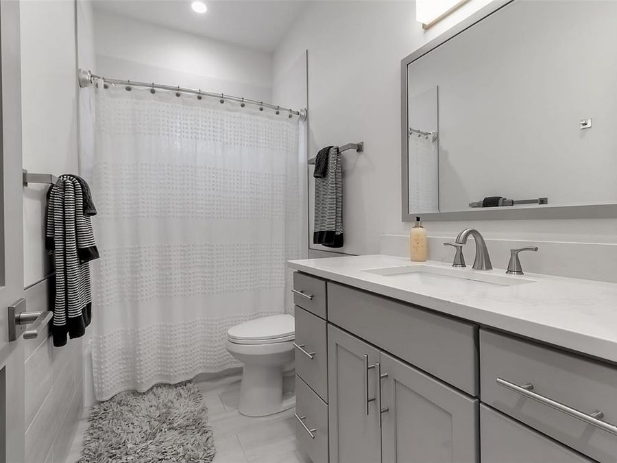 Property Image 76