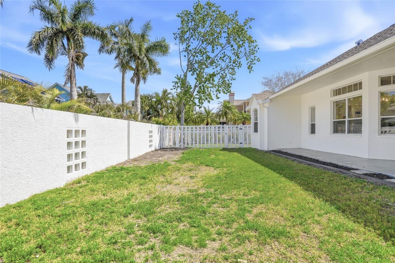 13781 74th Avenue, Seminole, FL 33776 Photo