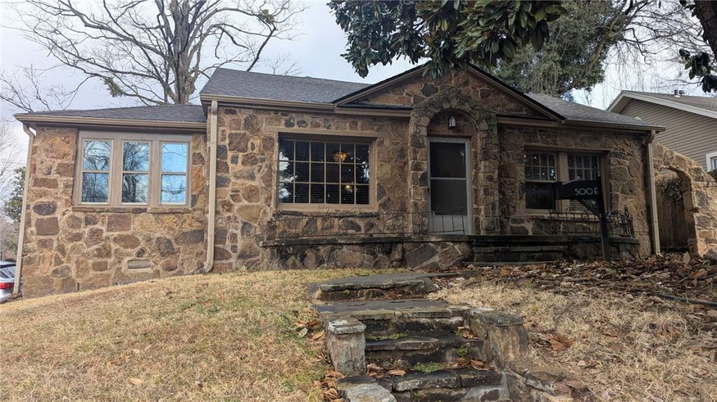 500 E Maple Street, Fayetteville, AR 72701 Main Photo