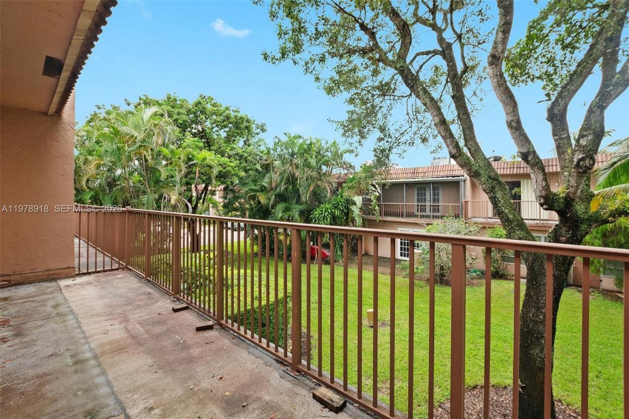 50 Matador Ln , Unit 3-23, Davie, FL 33324 Photo