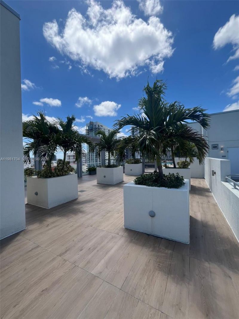 321 NE 26th St , Unit 717, Miami, FL 33137 Photo