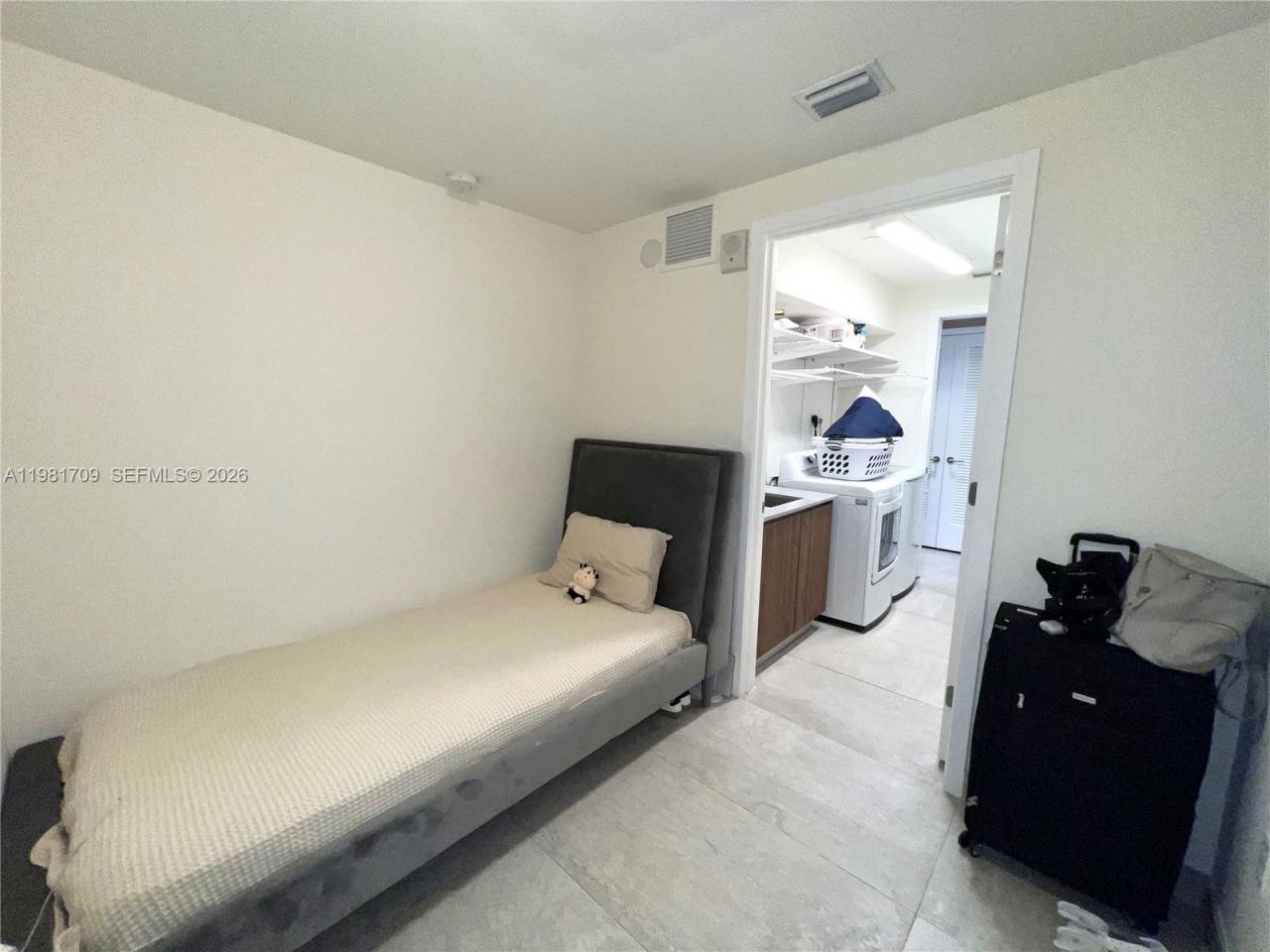 3581 E Glencoe St, Unit 601, Miami, FL 33133 Photo