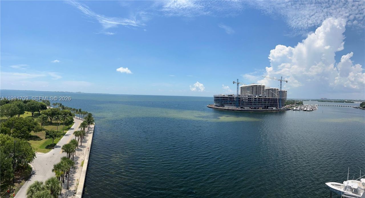 3581 E Glencoe St, Unit 601, Miami, FL 33133 Photo