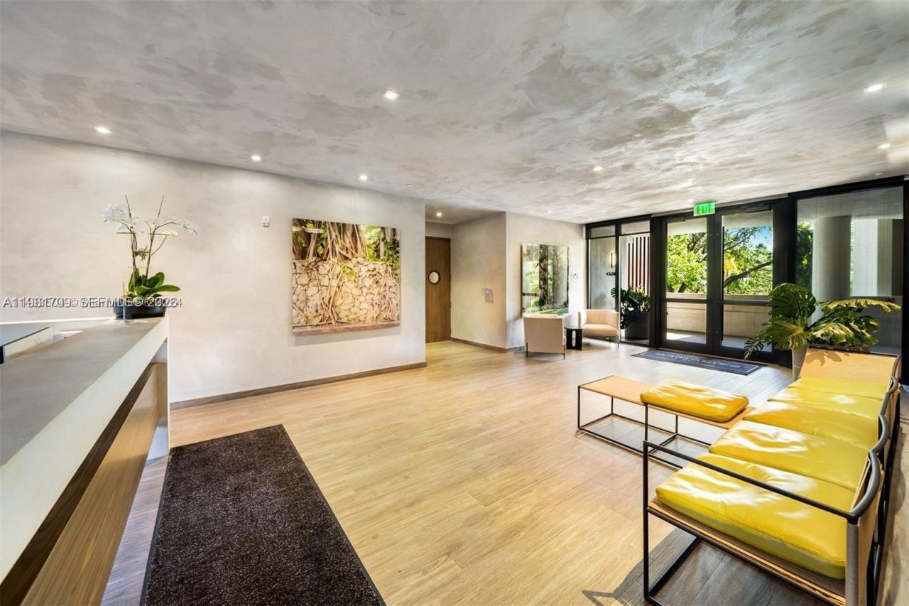 3581 E Glencoe St, Unit 601, Miami, FL 33133 Photo