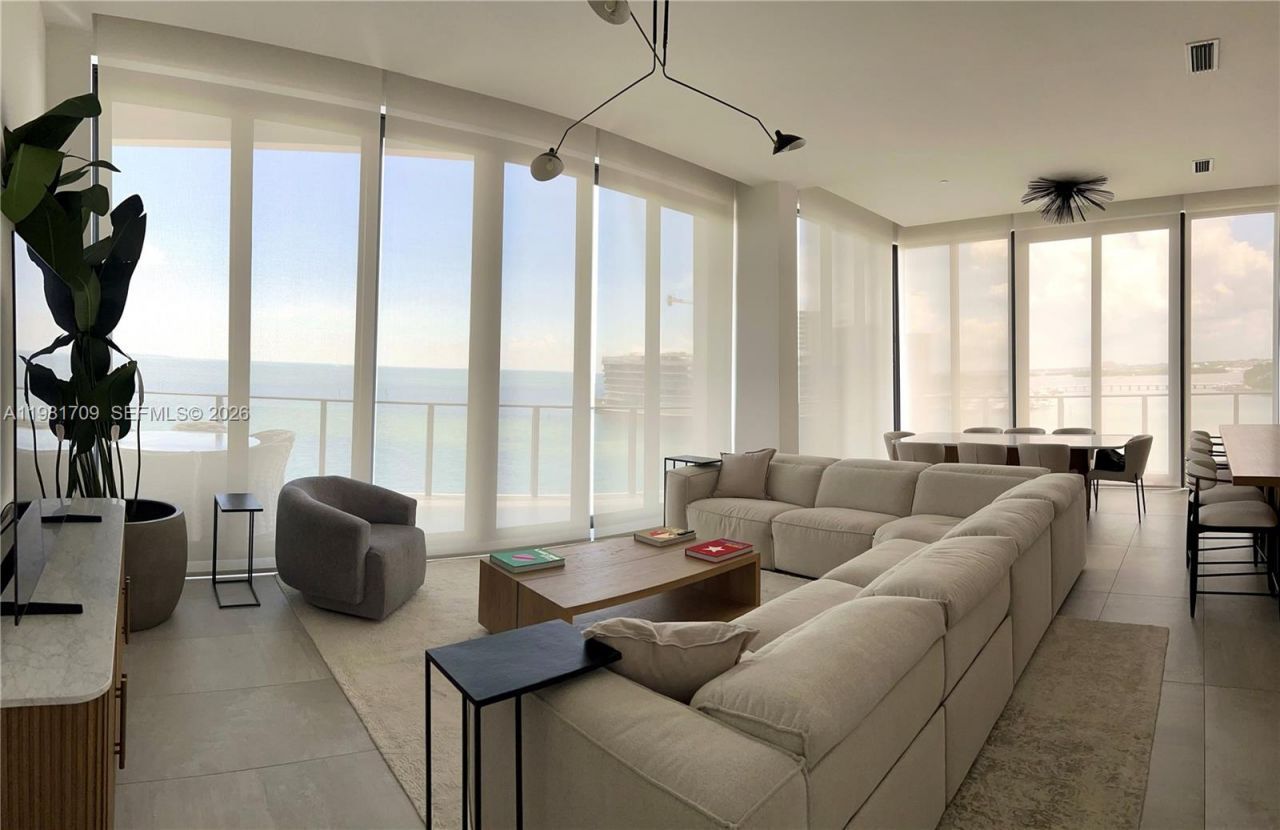 3581 E Glencoe St, Unit 601, Miami, FL 33133 Photo