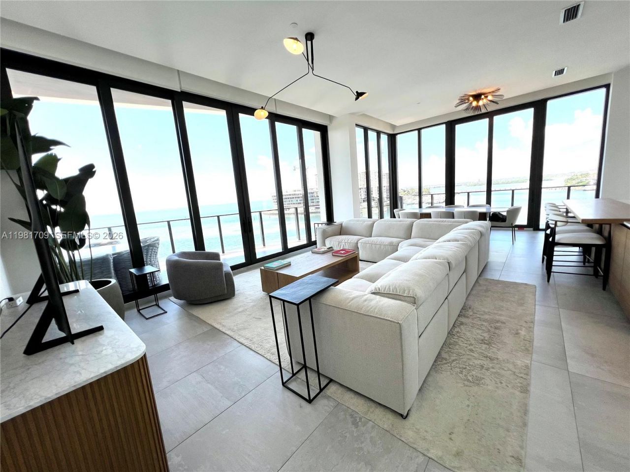 3581 E Glencoe St, Unit 601, Miami, FL 33133 Photo