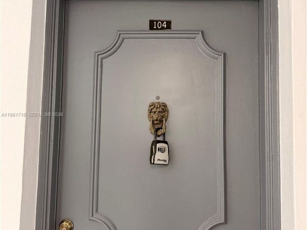 9450 Live Oak Pl , Unit 104, Davie, FL 33324