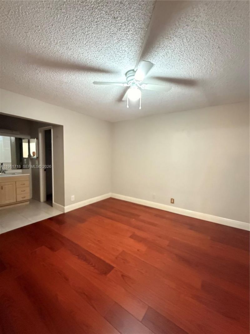 9450 Live Oak Pl , Unit 104, Davie, FL 33324 Photo