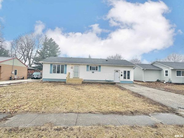 200 Givens Street, Abingdon, IL 61410