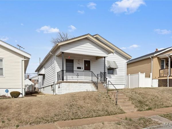 4421 Bingham Avenue , St Louis, MO 63116
