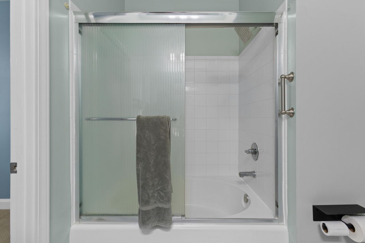 1025 Riverland Woods Place Photo 16